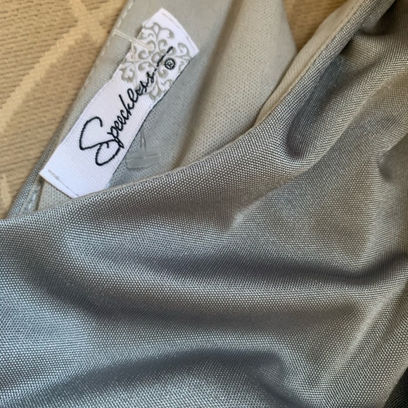 Dress - Picture 3 of 8